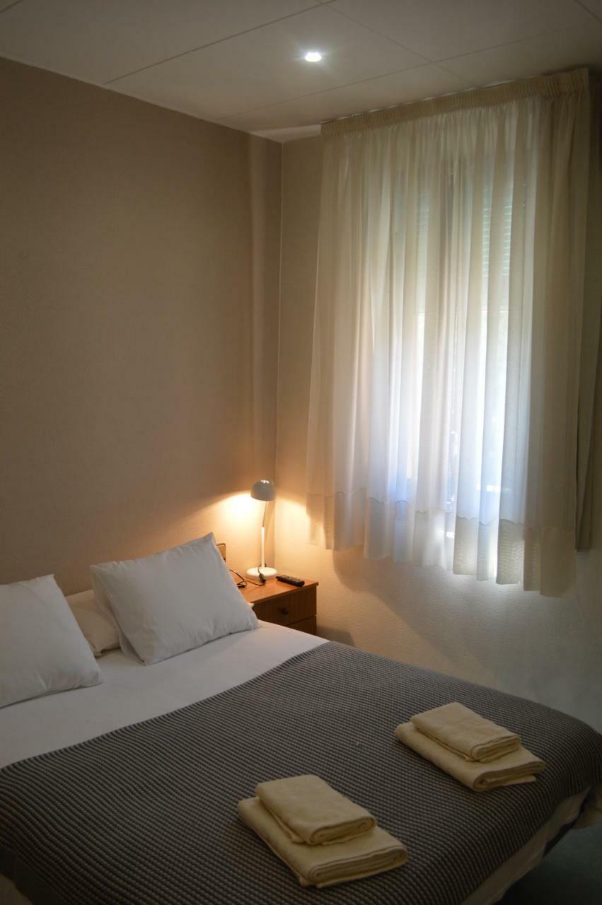 Hotel Fonda Ca La Paula Castellfollit de la Roca Zewnętrze zdjęcie