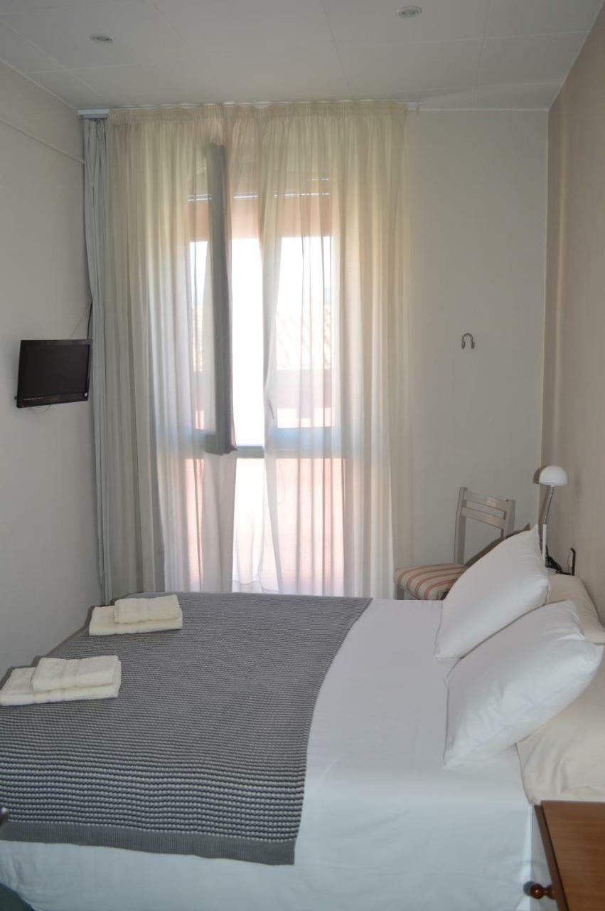 Hotel Fonda Ca La Paula Castellfollit de la Roca Zewnętrze zdjęcie